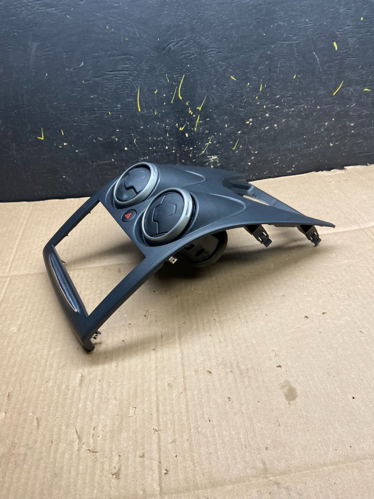 OEM 2011 2012 2013 Nissan Rogue Dash Upper Center Radio Bezel Trim Y2190 DG2