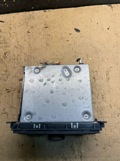 2007 to 2014 GMC Chevy Truck Yukon Silverado AM FM Radio OEM W7007 DG5