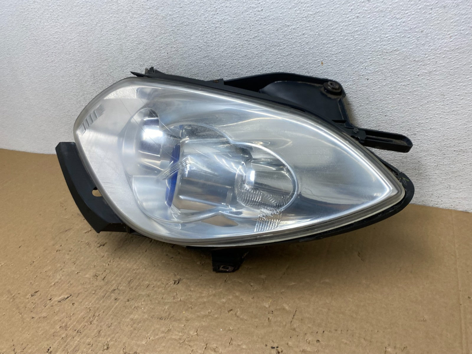 2008-2012 Buick Enclave Left Driver Headlight Xenon Hid One Ballast AF8093 DW1