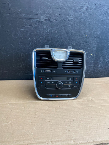 2011-2016 Chrysler Town Country Climate Control Panel Center Dash Trim AG0089 DG0