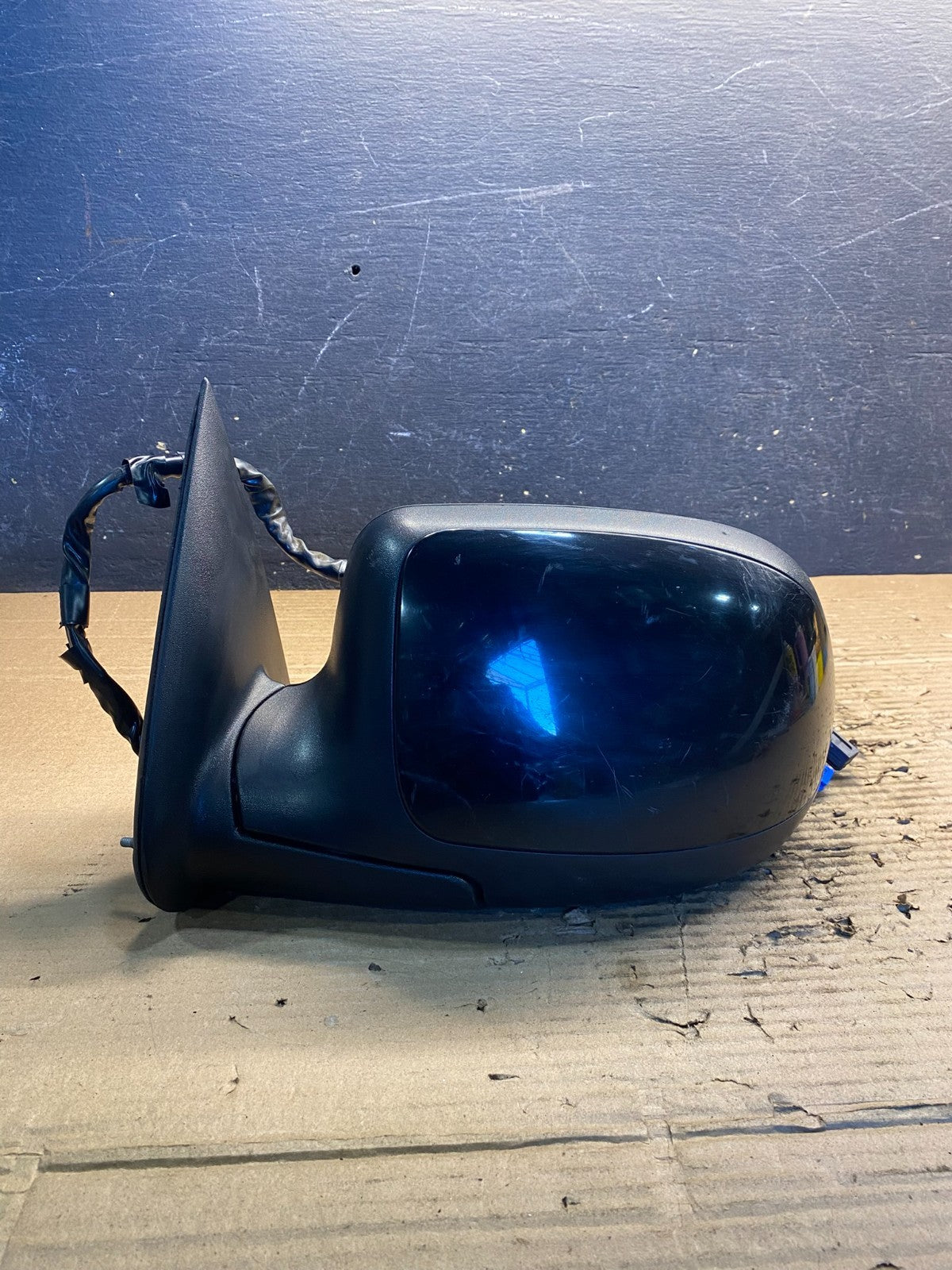 2007-2013 Chevrolet Tahoe Silverado Suburban Left Turn Signal Mirror AA3373 DG0