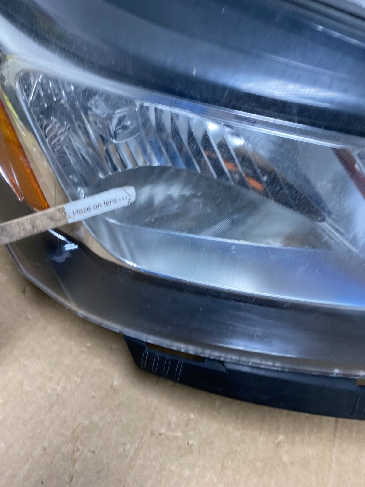2013-2017 Chevrolet Traverse Right Passenger Side Halogen Headlight AG2001 DW5