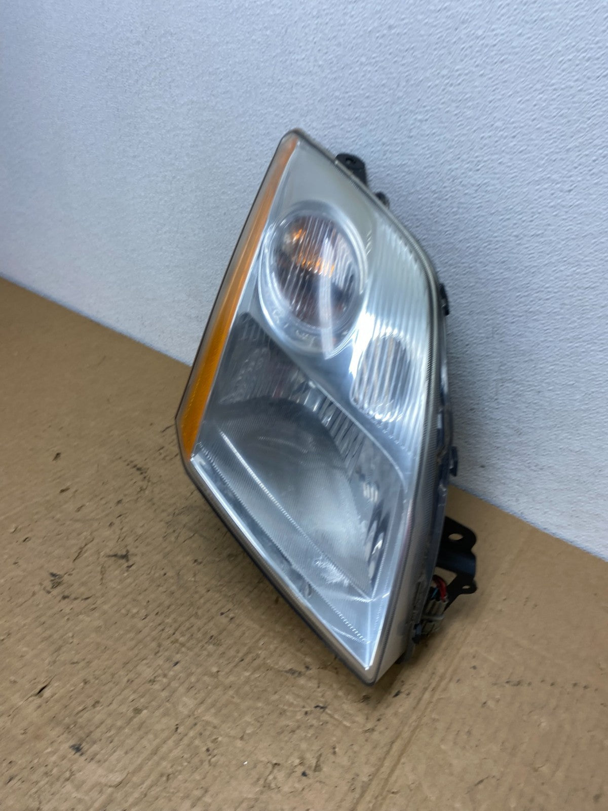 2007-2009 Nissan Sentra Halogen Right Passenger RH Side Headlight AC8156 DW1