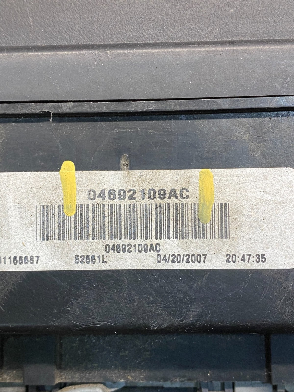2007 Jeep Grand Cherokee Integrated Power Fuse Box 04692109ac af7755 DG6