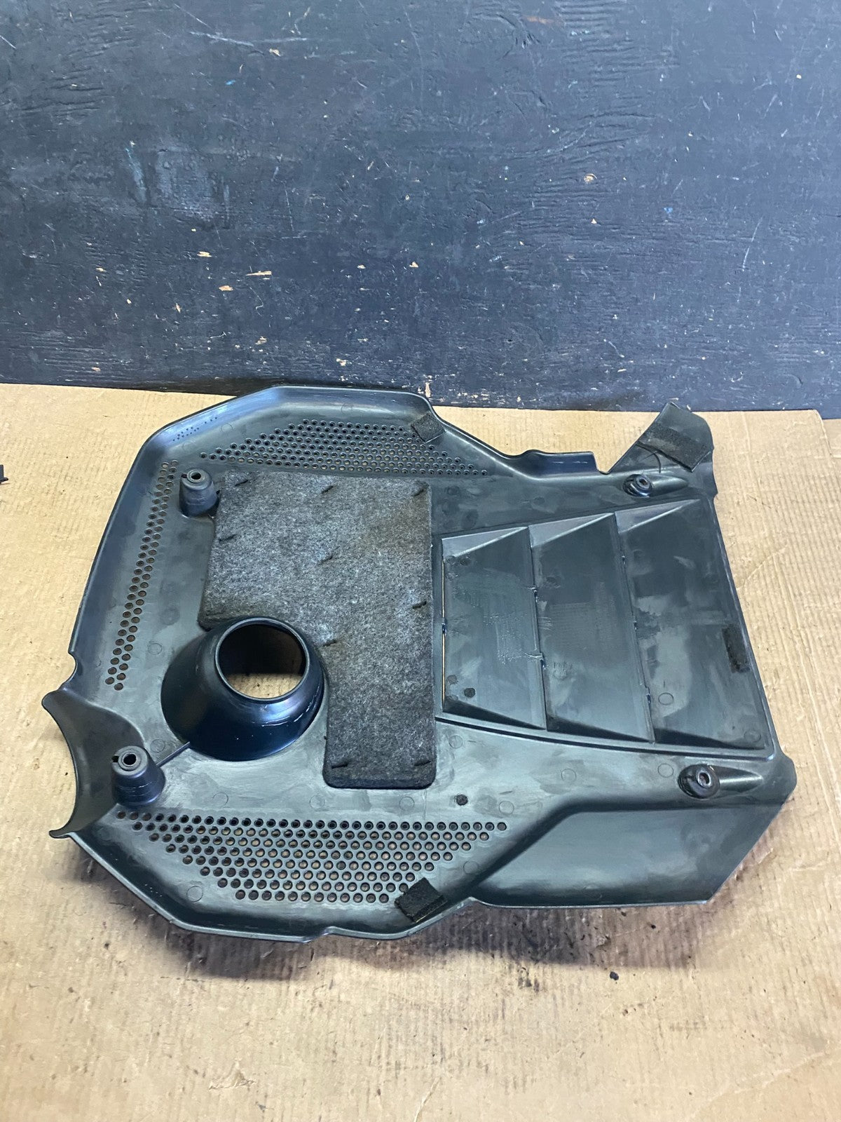 2006 to 2008 Hyundai SonataV6 Engine Motor Shield Cover OEM p6329 DG7