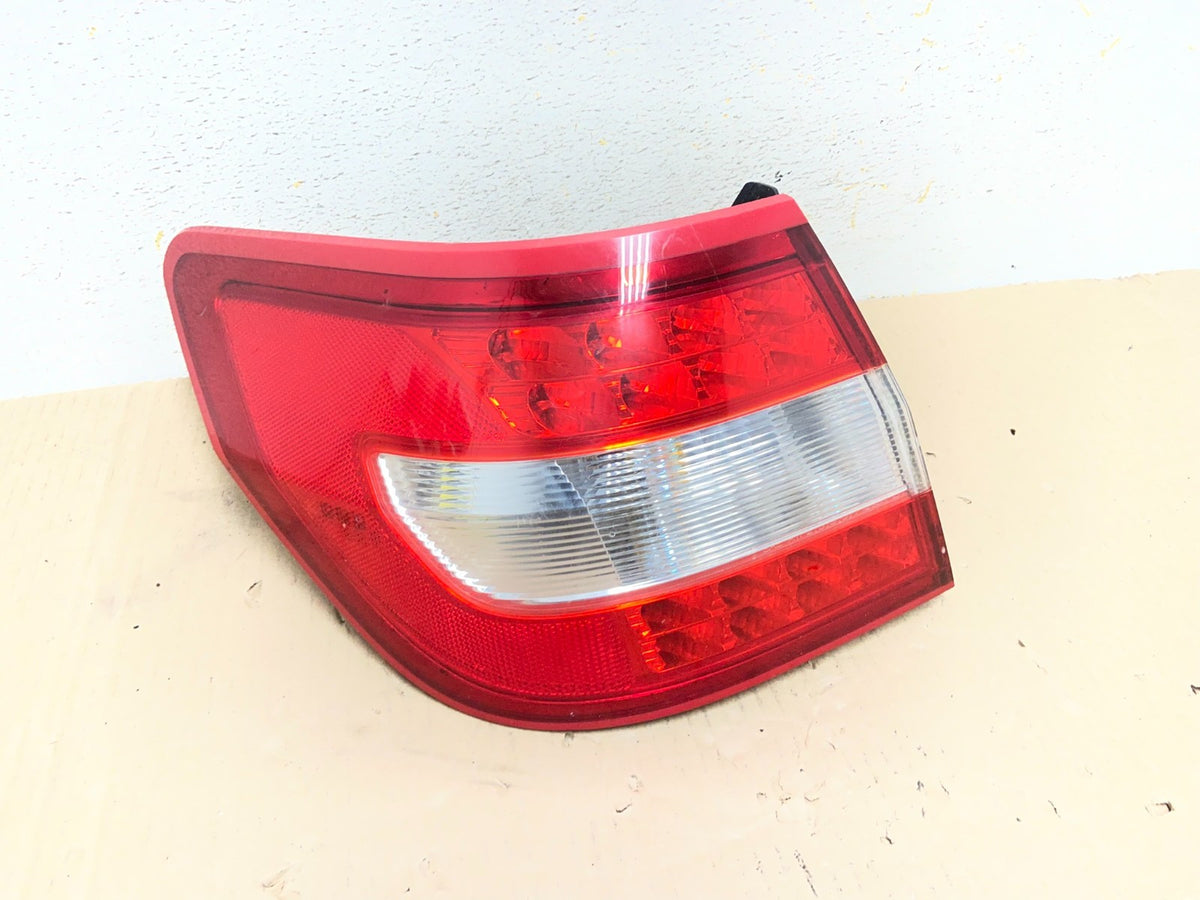 2007 to 2009 Lincoln MKZ Zephyr Left Driver Lh Side Tail Light AI9530 LK0