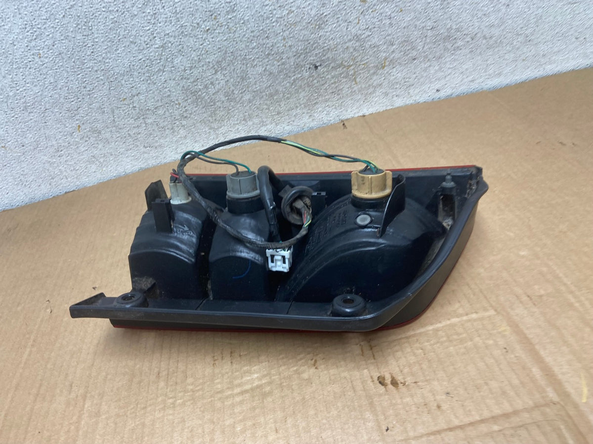 2005 to 2012 Nissan Pathfinder Right Passenger RH Side Tail Light AI6908 LK5