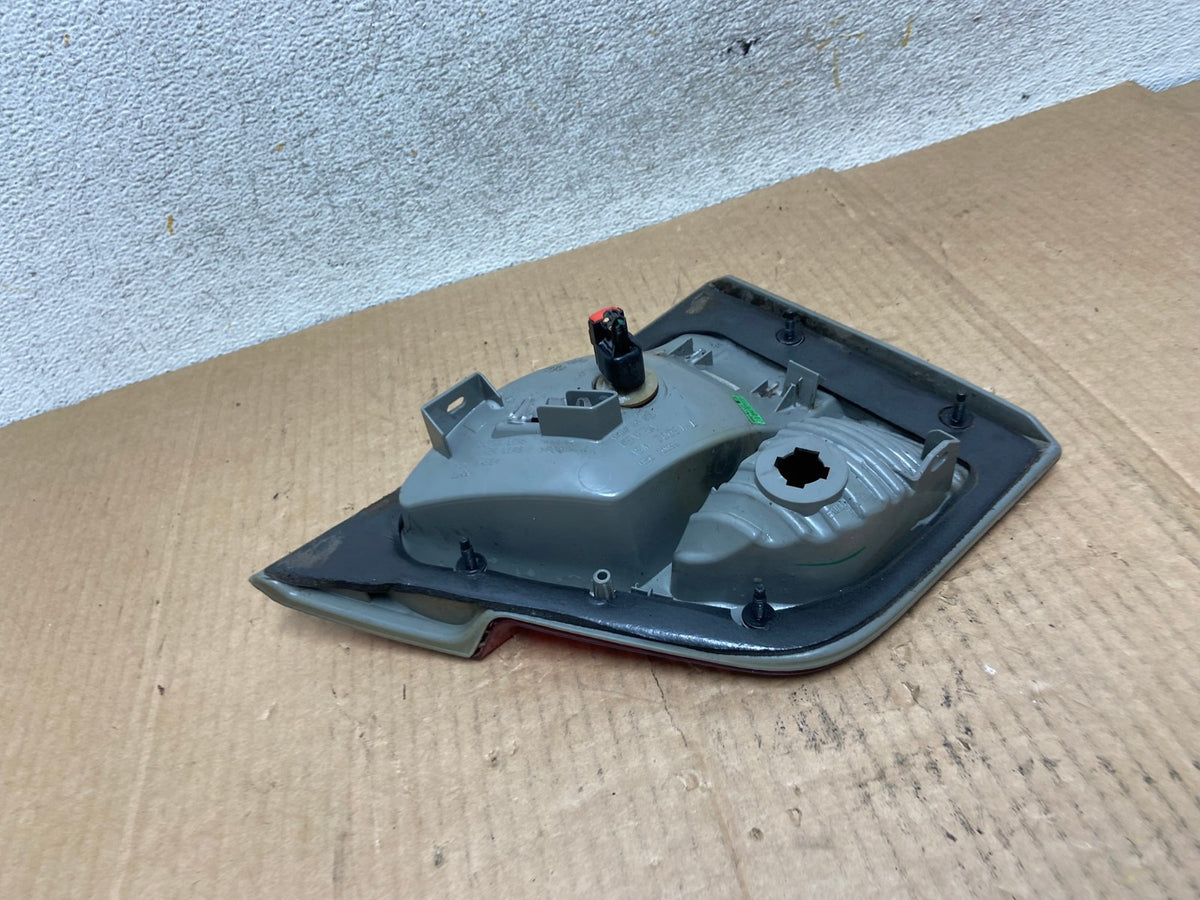 2011-2013 Jeep Grand Cherokee Left Driver Side Lh Inner Tail Light AI5877 LK4