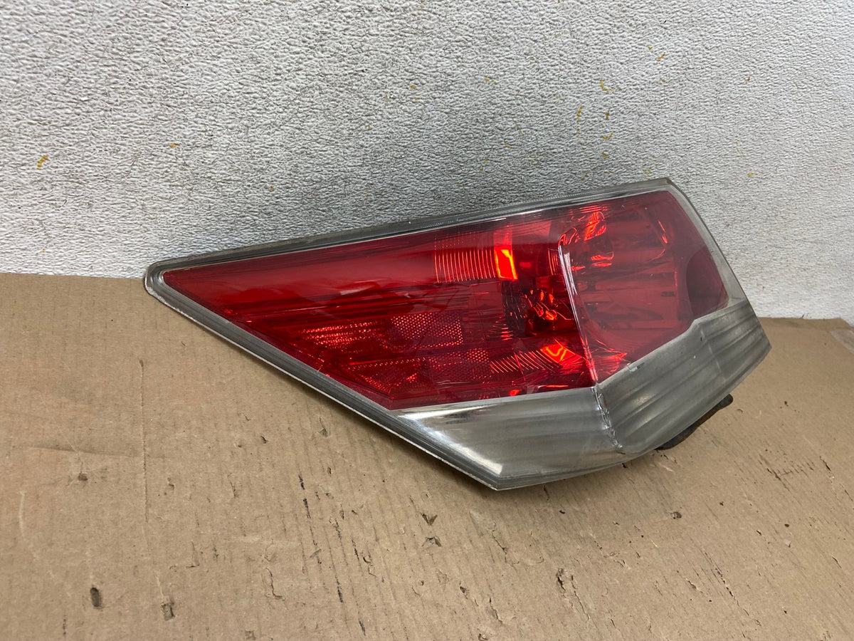 2008 to 2012 Honda Accord Sedan Tail light Left Driver LH Side AH5842 LK1