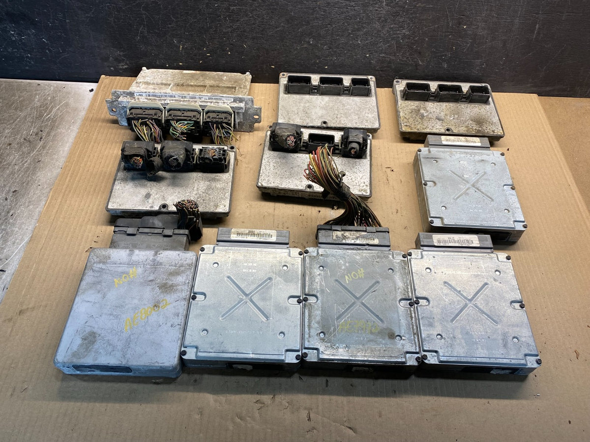 Mix of 10 Ford ECM Engine Computer Module AH7359 PS0