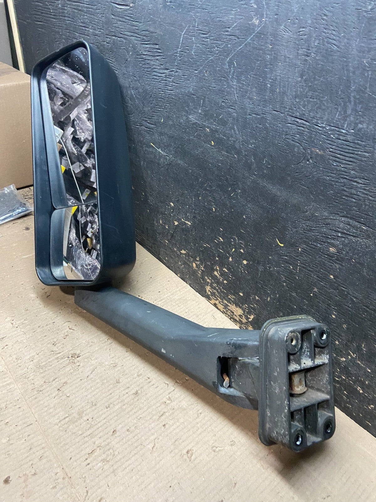 2003-09 Chevrolet C4500 Kodiak/GMC C5500 Topkick Left Side Door Mirror X7982 MS4