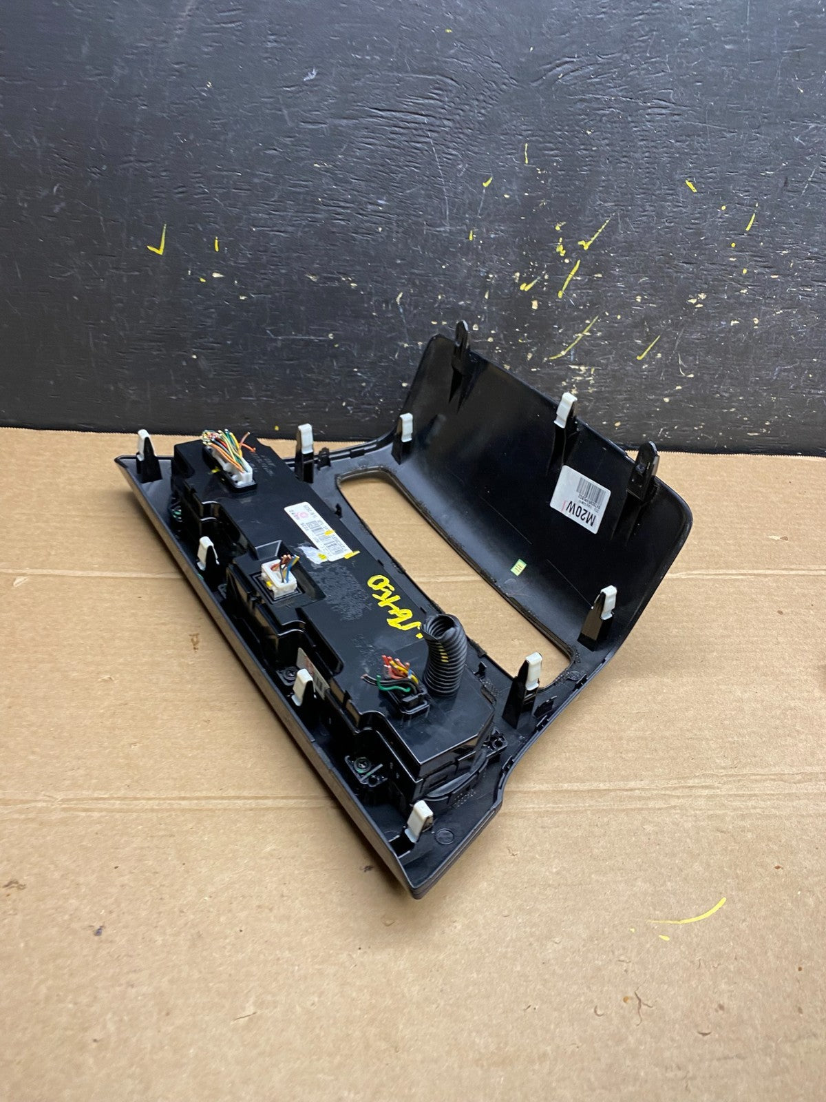 2014 2015 2016 Kia Cadenza  AC Heat Temperatue Climate Control Switch W6450  DG5