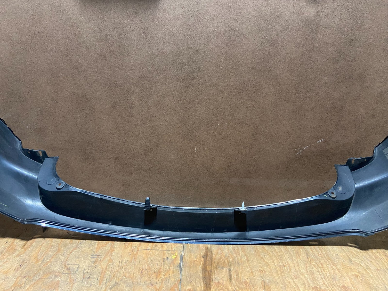 2011 to 2015 Ford Explorer Rear Upper Bumper Cover T1333 PS7