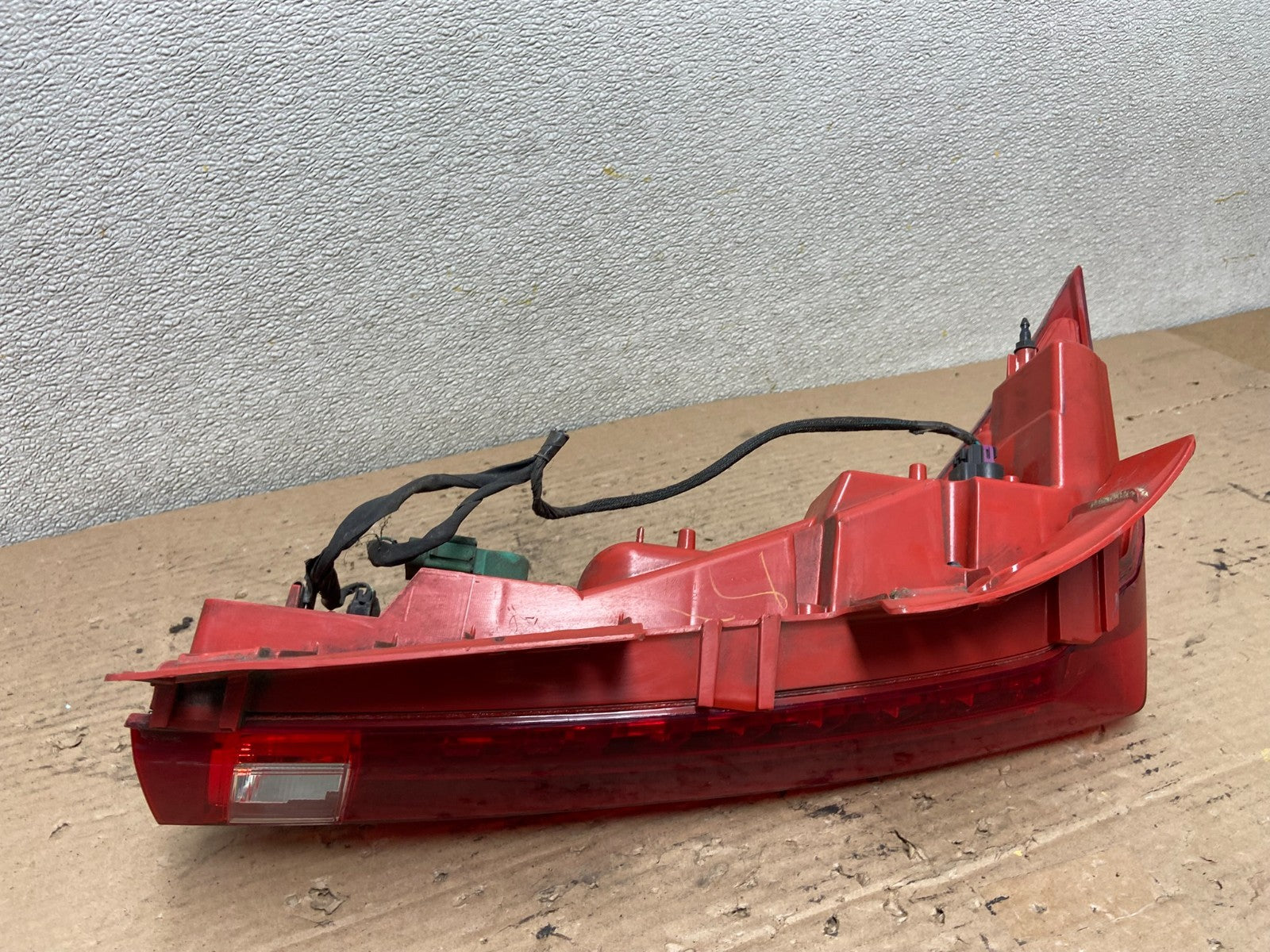 2010 to 2016 Cadillac Srx Right Passenger RH Side Tail Light AA9629 LK4