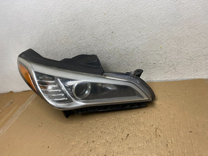 2015-2017 Hyundai Sonata Right Passenger RH Side Halogen Headlight AH2837 DW2