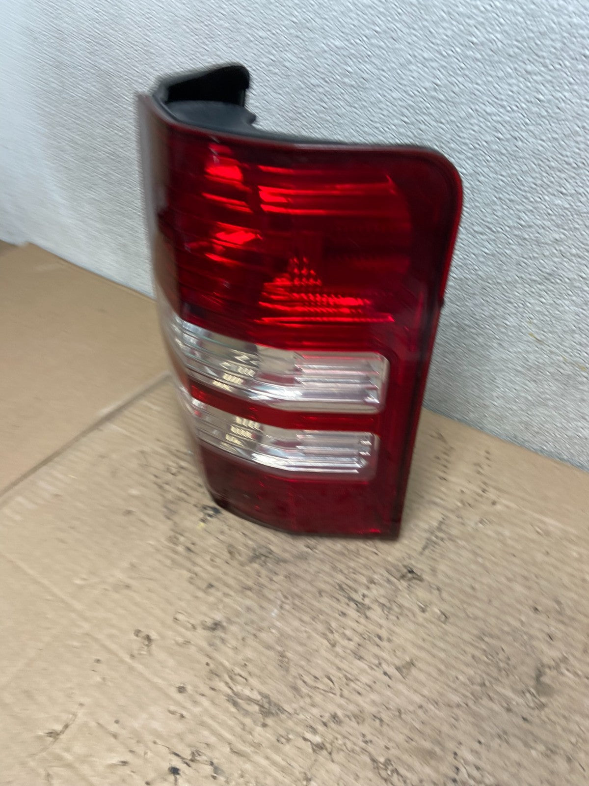 2008 to 2012 Jeep Liberty Right Passenger RH Side Tail Light OEM AA9682 LK1