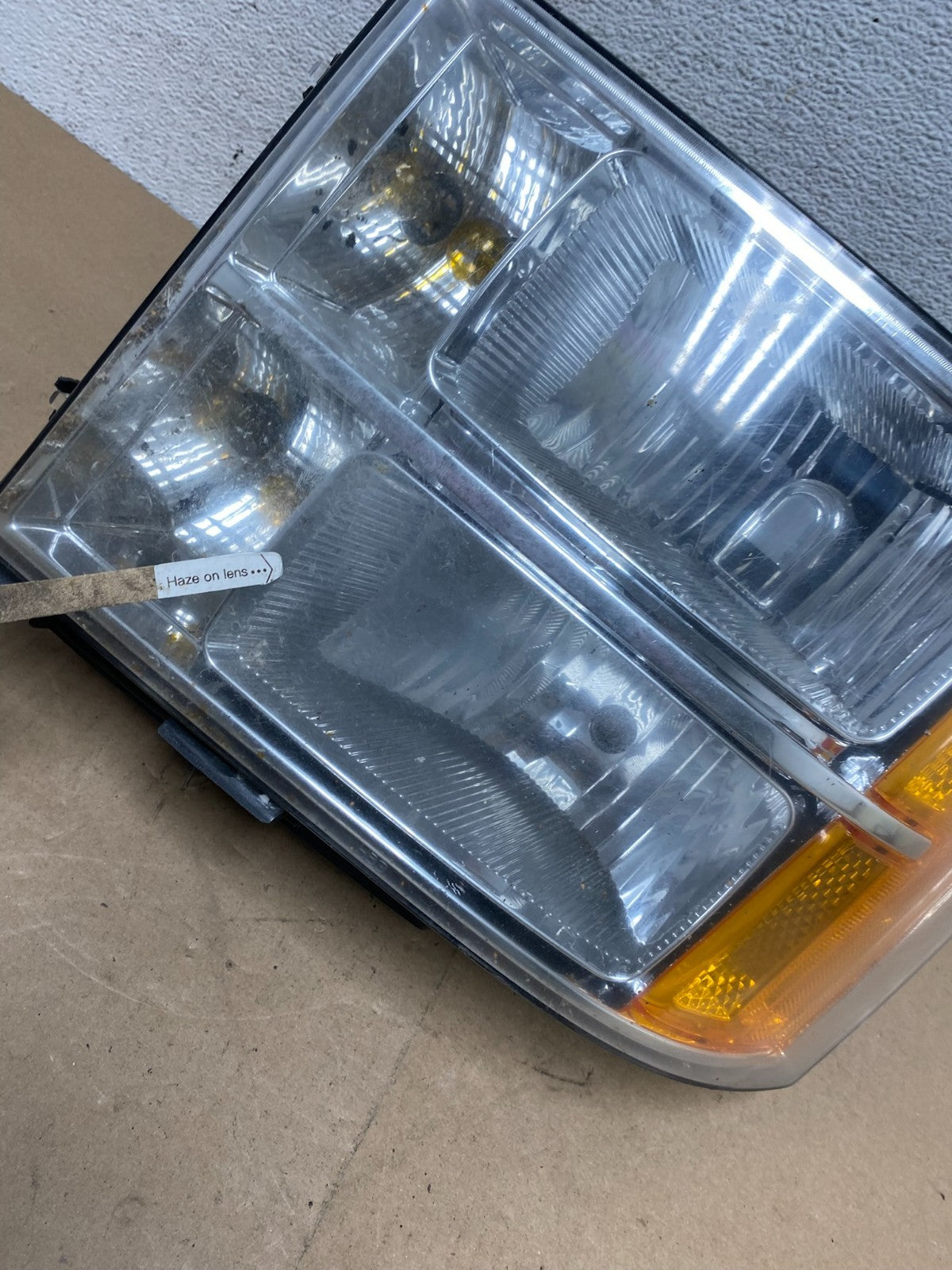 2007 - 2014 GMC Sierra Left Driver LH Side Halogen Headlight AG4556 DW4