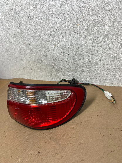 1999 to 2000 Mazda Millenia Right Passenger Side Tail Light AD6518 DG2