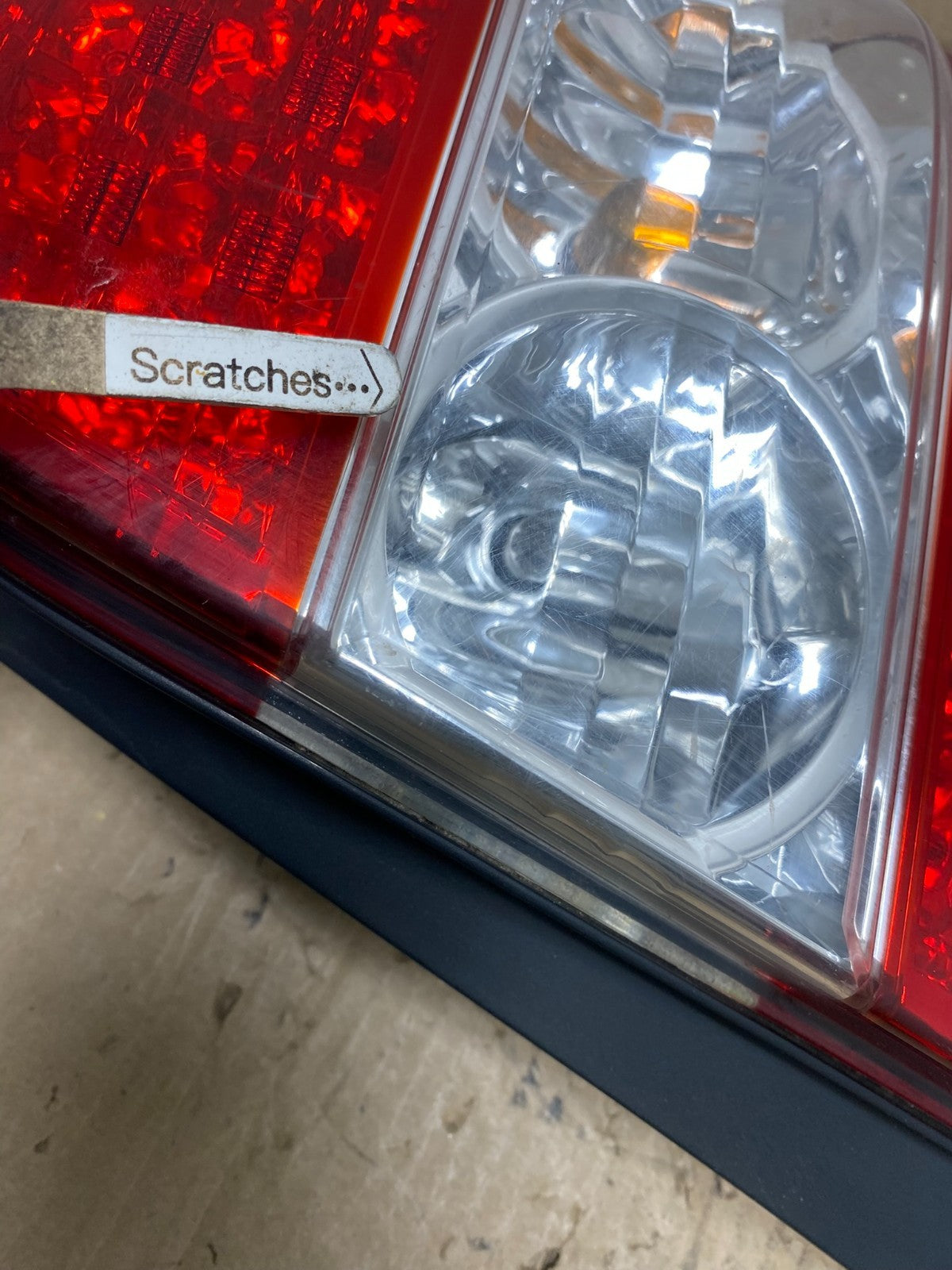 2006-2007 Toyota Highlander Hybrid Right Passenger Side Tail Light AF7128 DW3