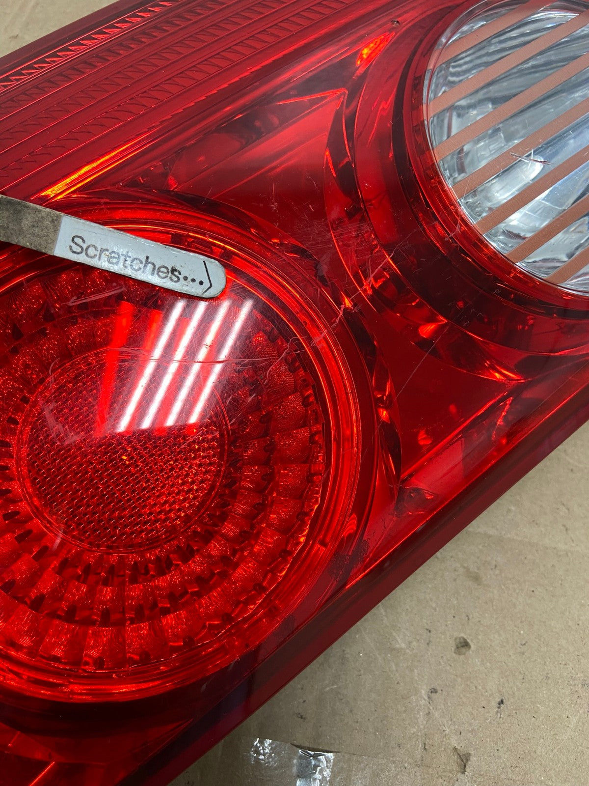 2006 - 2010 Toyota Sienna Left Driver Lh Side Inner Tail Light AE5956 LK3