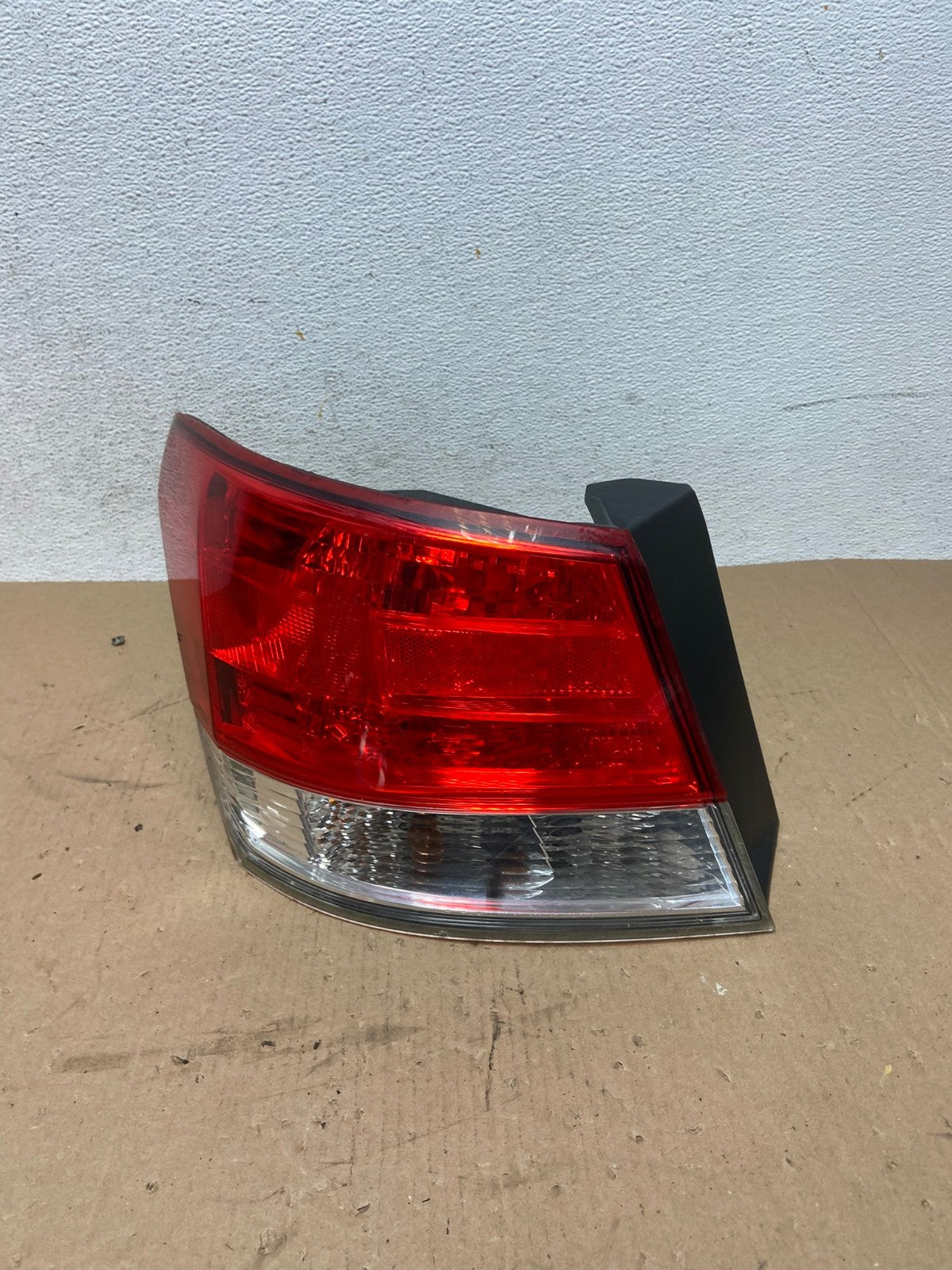 2010 to 2014 Subaru Legacy Left Driver LH Side Tail Light AD7702 LK0