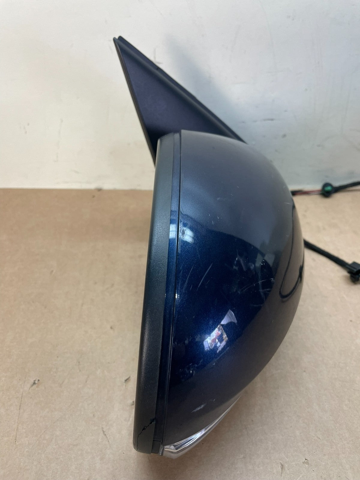 2009 to 2018 Volkswagen Tiguan Right Passenger View Door Mirror AJ1200 DG9