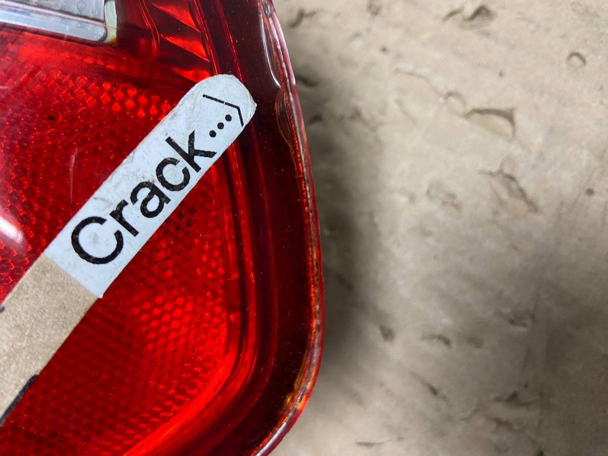2002 to 2005 Hyundai Sonata Left Driver Lh Side Tail Light AI2403 LK4