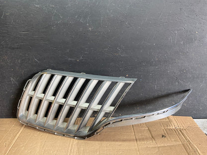 2010 to 2012 Lincoln MKT Left Driver LH Side Grille Grill OEM o1171 DG0