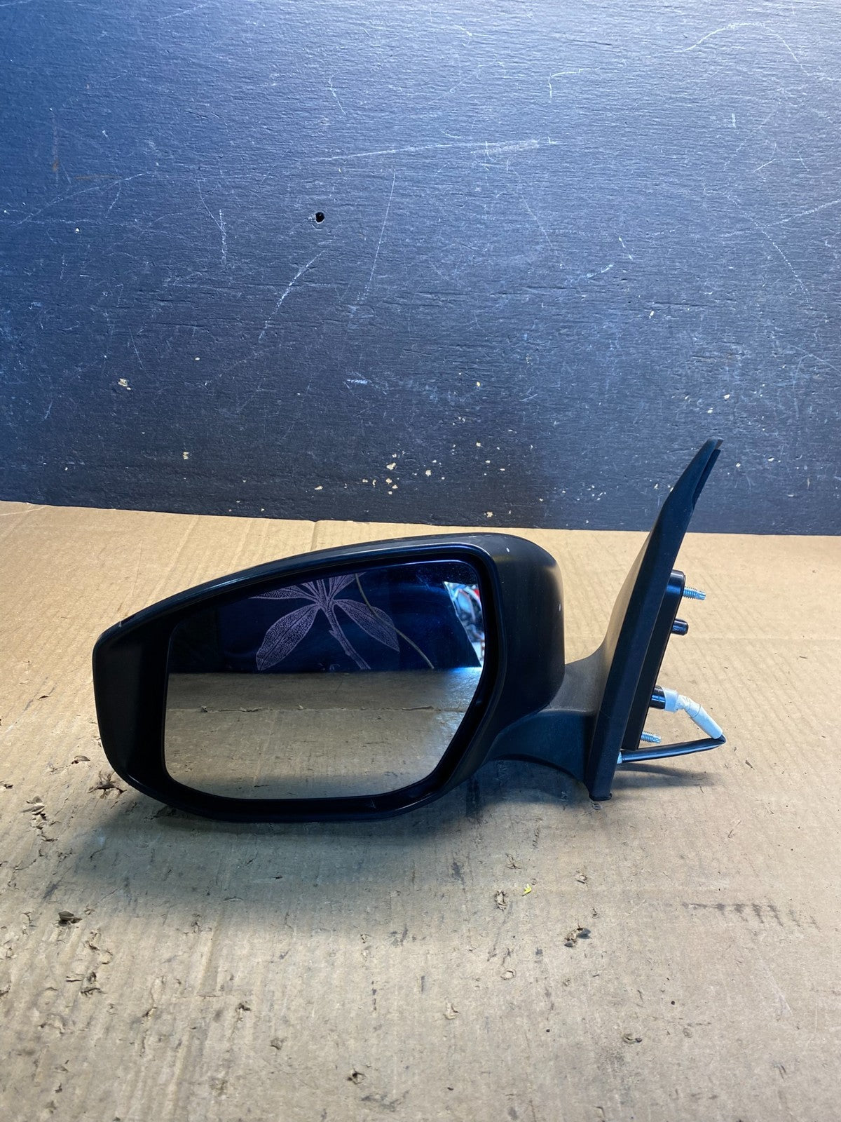 2013 to 2019 Nissan Sentra Left Driver Side Door View Mirror AB0351 MS9