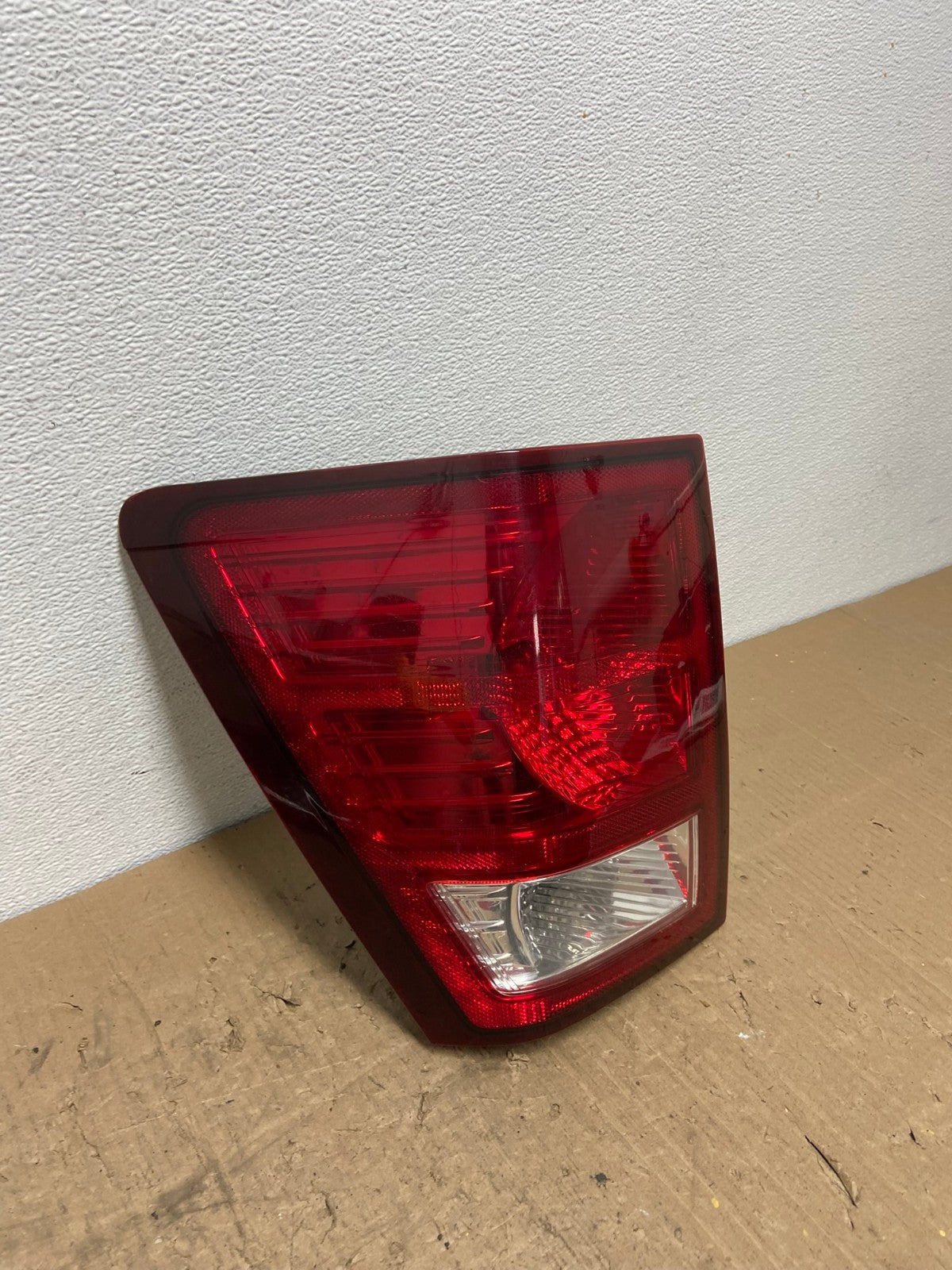 2007 2008 2009 2010 Jeep Grand Cherokee Left Driver Lh Tail Light Oem AC0158 LK2