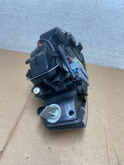 2002 to 2004 Audi A6 Left Driver LH Side Xenon HID Headlight OEM AA1123 DW7