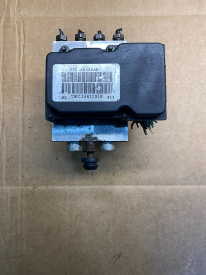 2004 2005 Dodge Durango ABS Anti Lock Brake Pump OEM AB3529 DG0