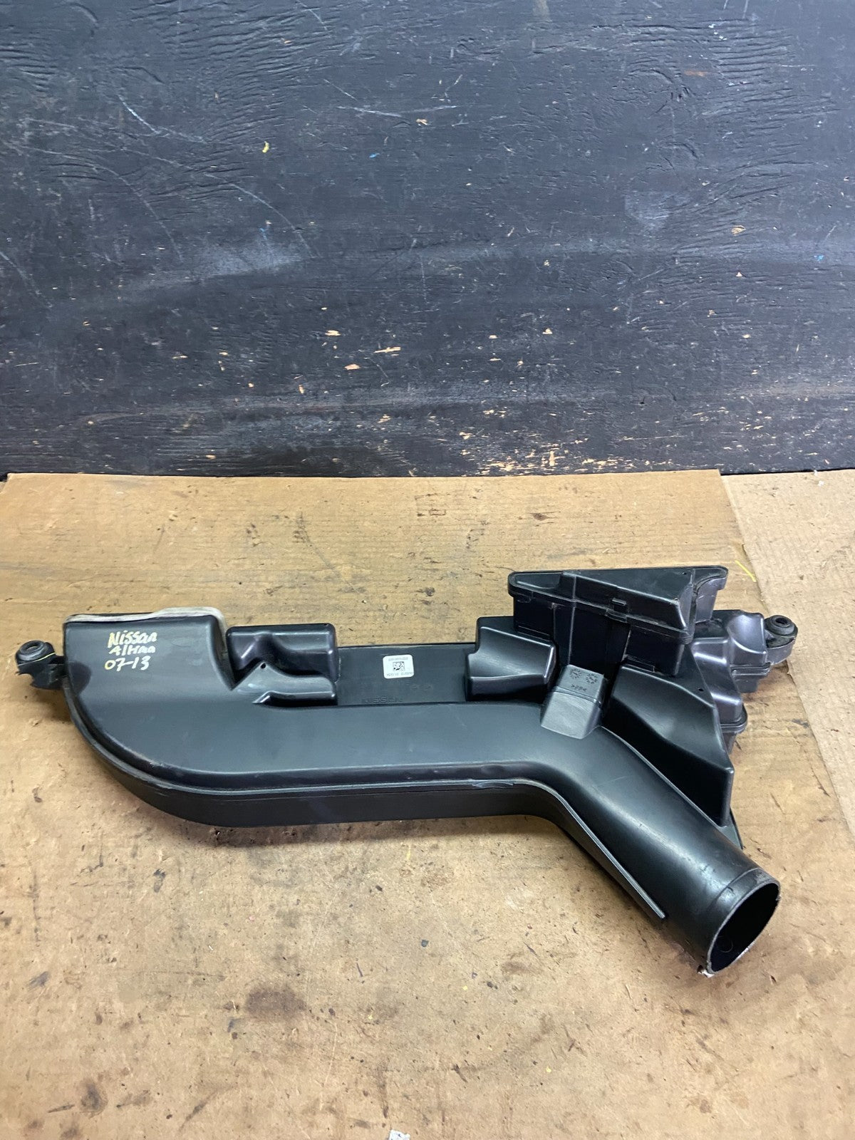2007 to 2013 Nissan Altima 2.5L Air Duct Tube Resonator 16554-JA000 OEM R2059 DG5