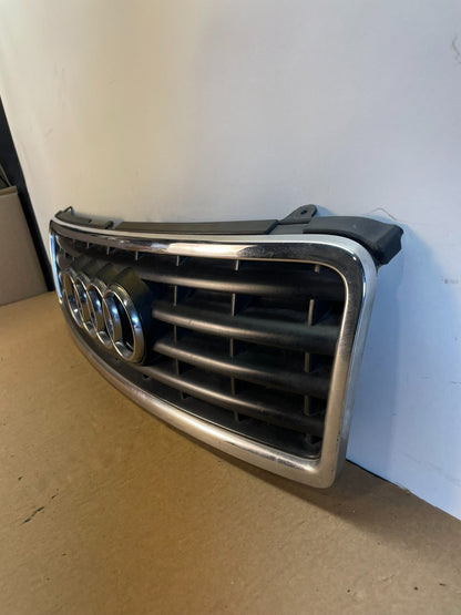 2000 to 2002 Audi A4 Upper Front Grill Grille AH0294 DG1