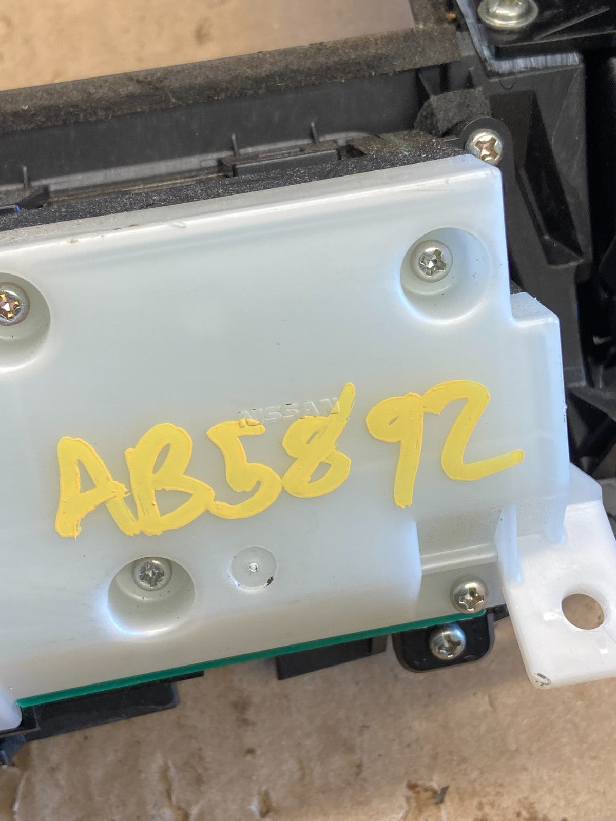 2009 2016 Infiniti FX35 Front Radio Switch Control Panel AB5892 DG6