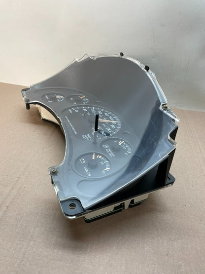 2001 to 2002 Chevrolet Express Speedometer Cluster Gauge AJ0875 DW2
