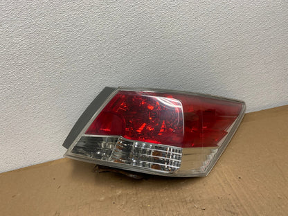 2008 to 2012 Honda Accord Sedan Tail light Right Passenger RH Side AB6545 KJ0
