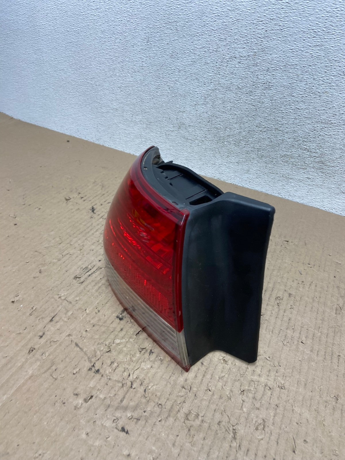2001 to 2002 Honda Accord Sedan 4door Left Driver LH Tail Light AF7031 LK1