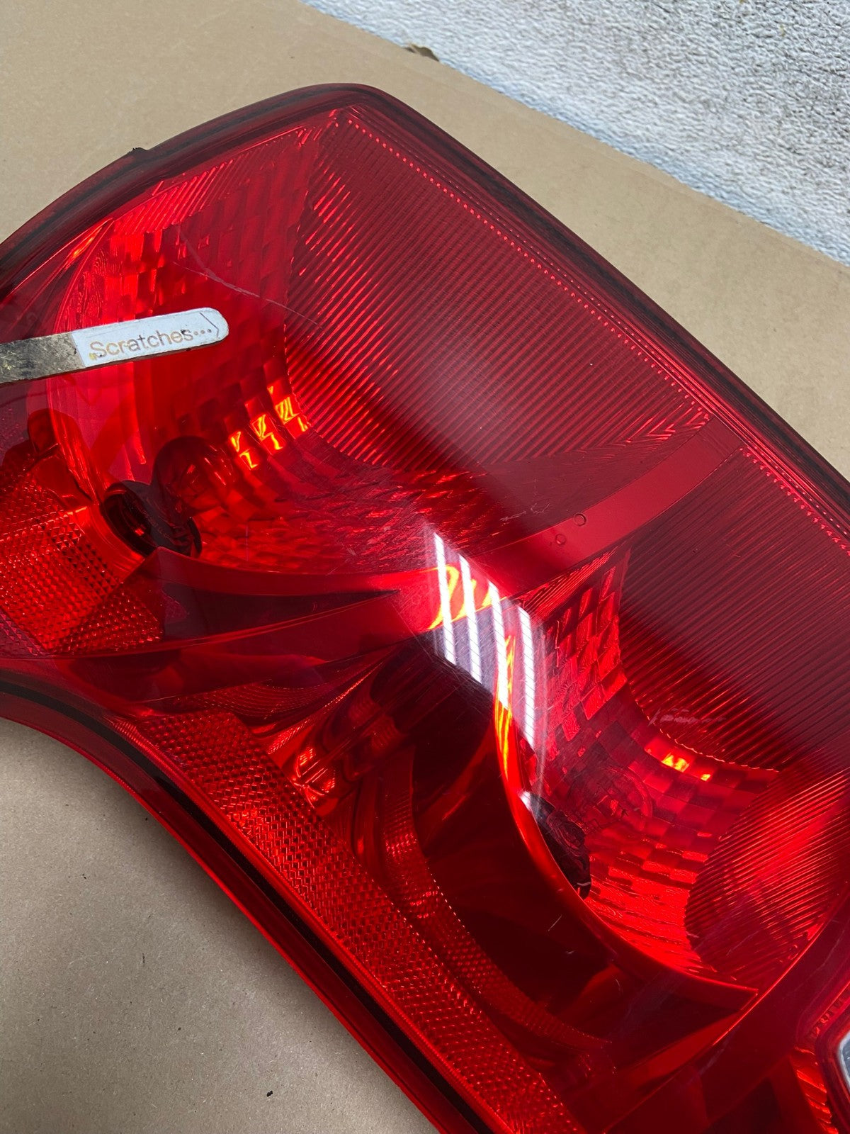 2007 to 2009 Suzuki XL-7 Vitara Left Driver LH Side Tail Light AH9310 LK3