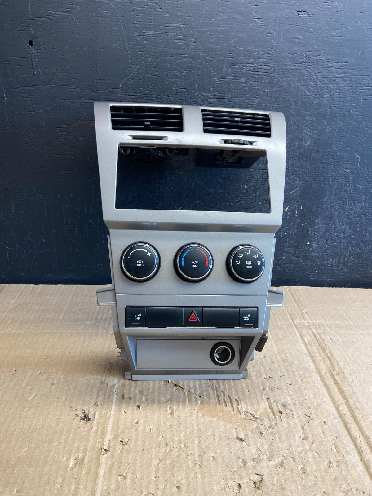 2008 2010 Dodge Avenger Center Dash A/C AC Climate Control Bezel Trim ae1924 DG0