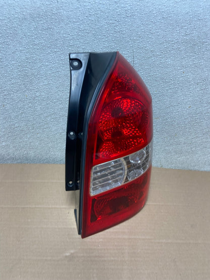 2005 to 2009 Hyundai Tucson Right Passenger Rh Tail Light DEPO AA8631 LK2