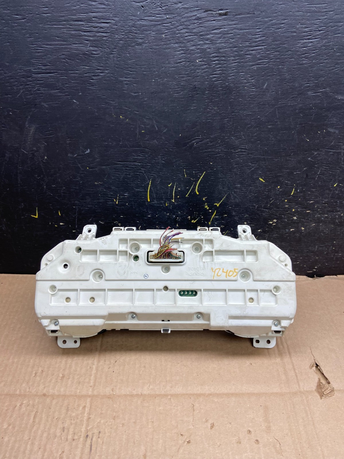 2008 2009 2010 Toyota Sienna Speedometer Cluster Gauge OEM Y2406 DG4