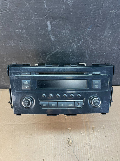 2013 to 2015 Nissan Altima Radio Cd Mp3 Player AUX Port AC4923 DG0