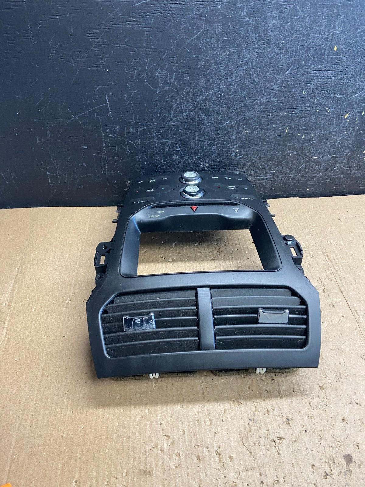 2011 to 2014 Ford Explorer Radio Climate Control Trim Bezel Panel ae4173 DG3