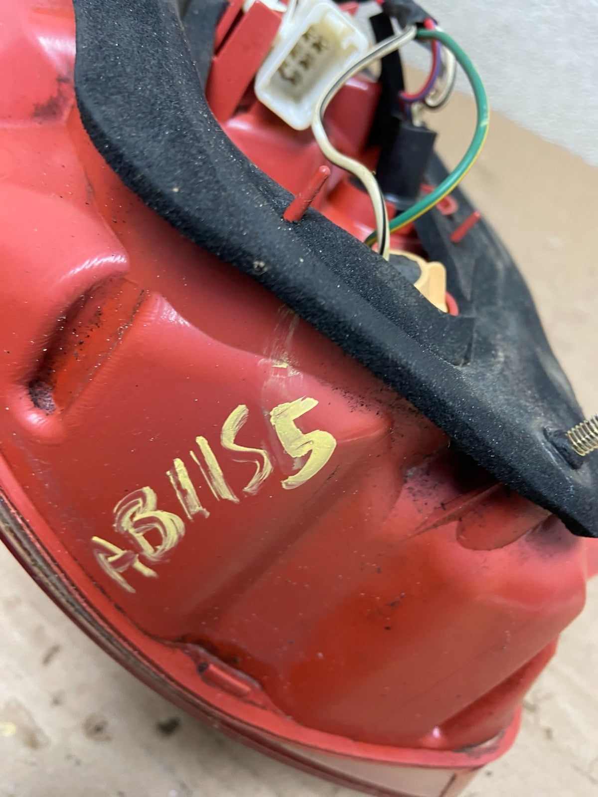 2003 2004 2005 Toyota Celica Right Passenger RH Side Tail Light ab1155 DG6