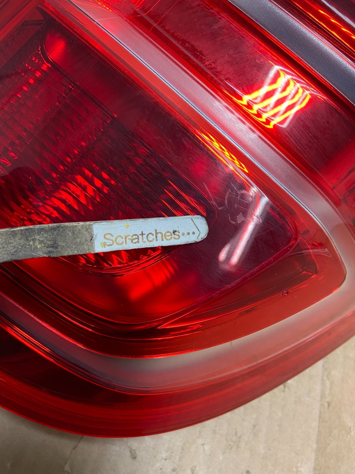 2016 to 2017 Chevrolet Equinox Right Passenger RH Side Tail Light AI9028 LK3