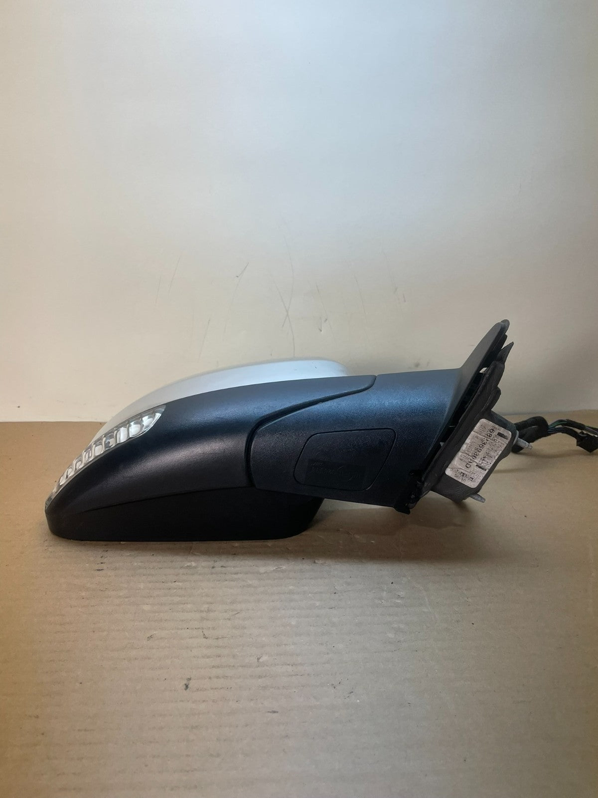 2014-2021 Jeep Grand Cherokee Right Passenger Blind Spot Door Mirror AH8818 DG3