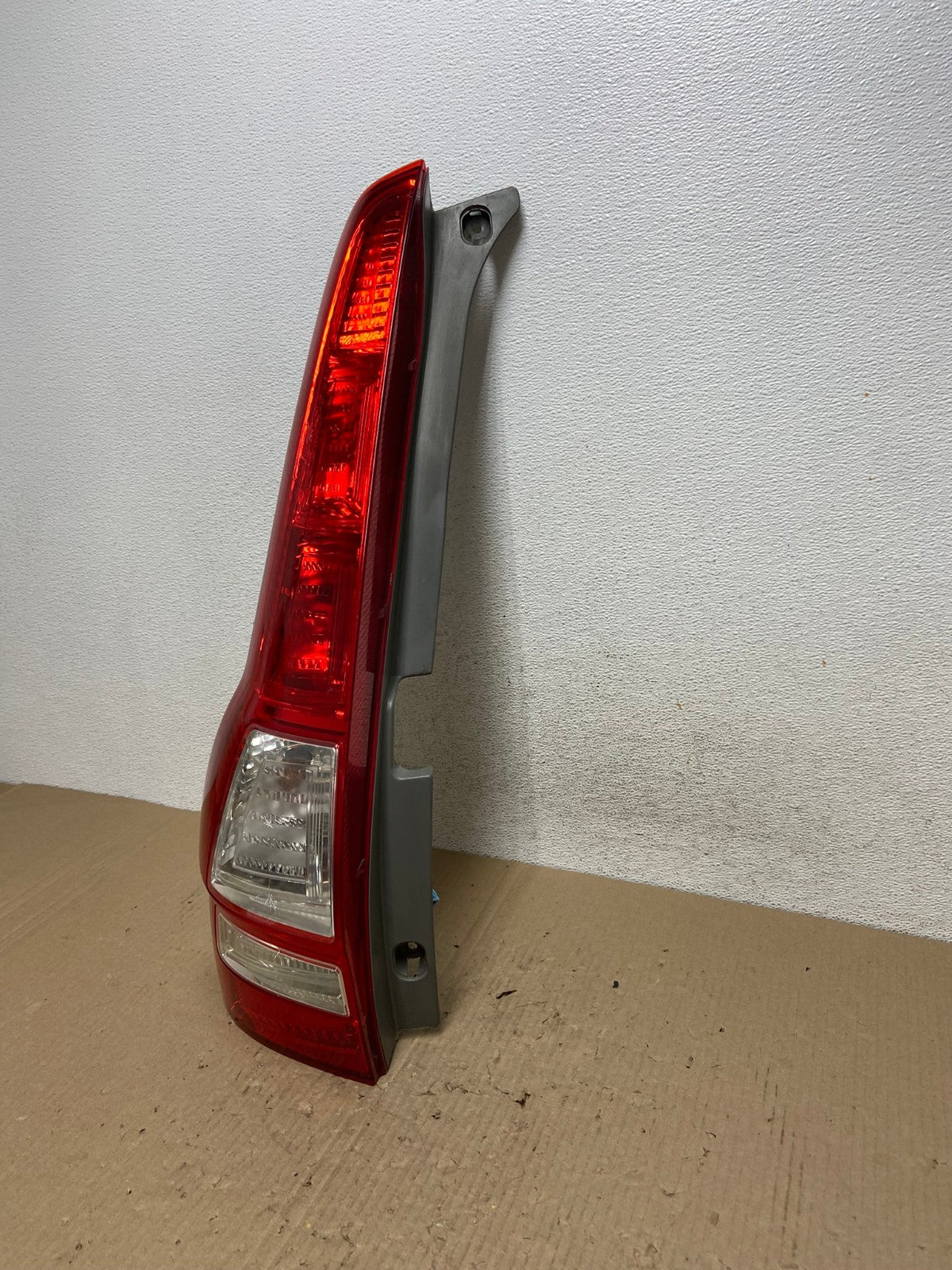 2007 - 2011 Honda Cr-v Crv Left Driver Lh Side Tail Light AE9801 LK1