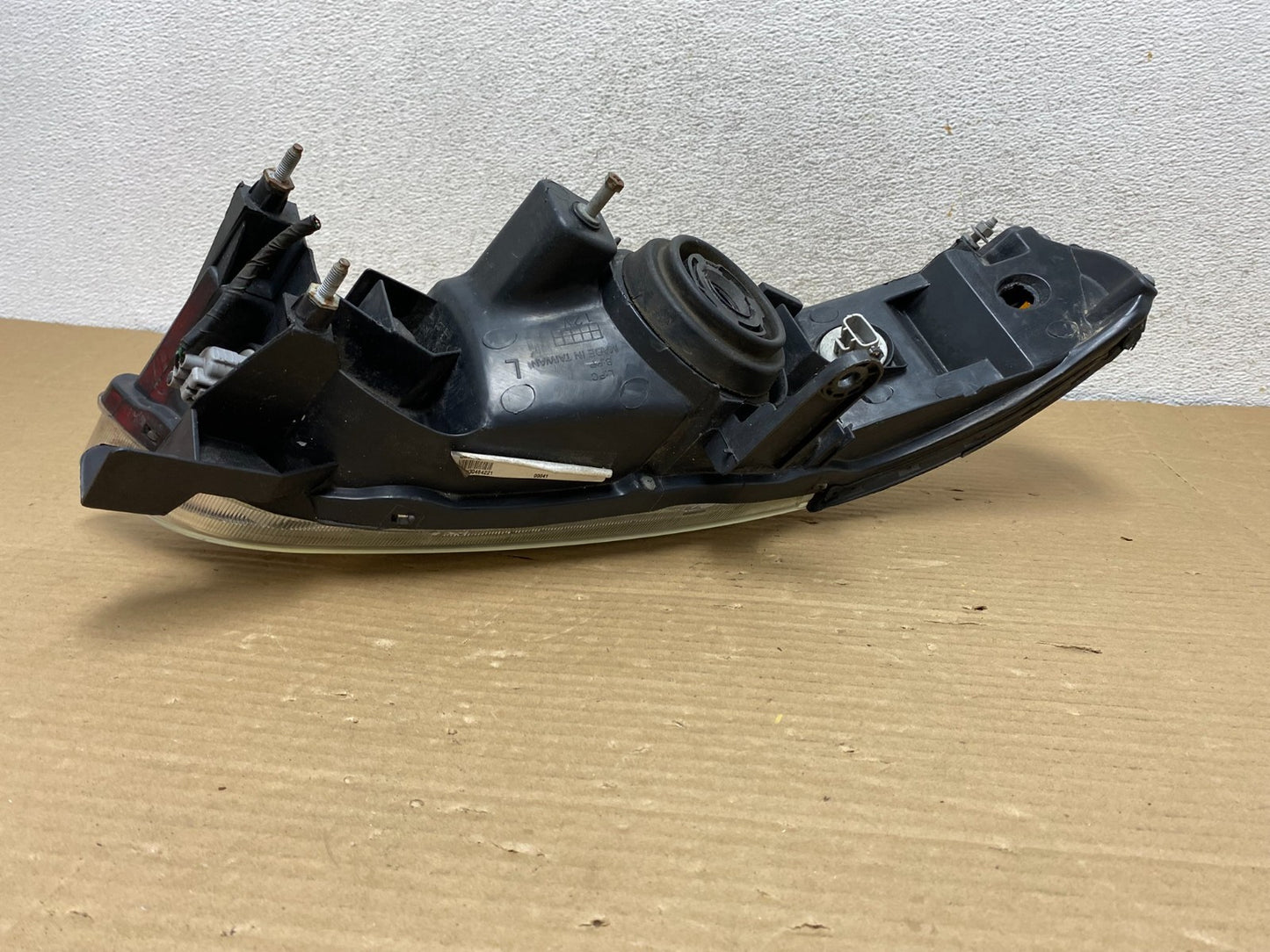 Sedan 2000 2001 Nissan Altima Headlight Left Driver LH AG8920 DW6