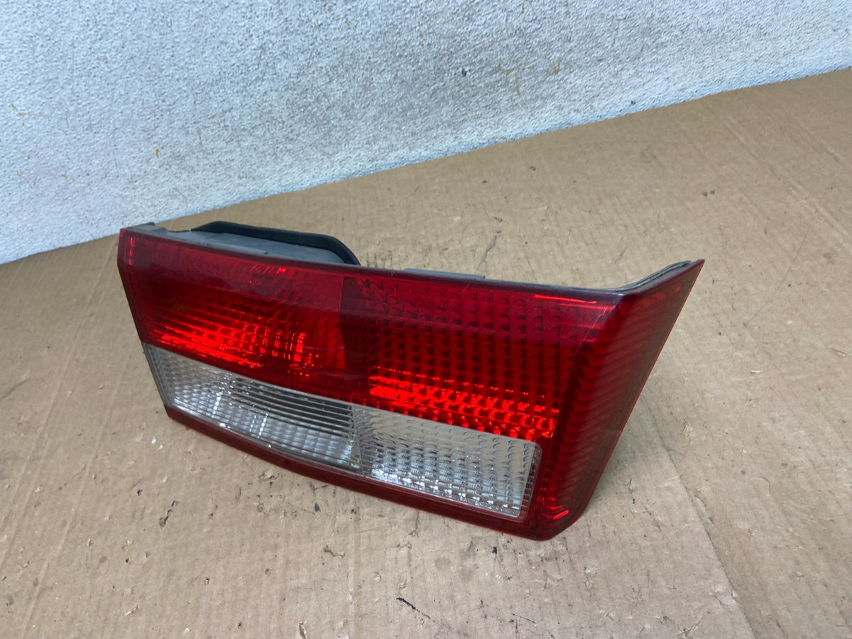 2003-2004 Honda Accord Sedan Left Driver LH Inner Tail Light AI9088 LK1